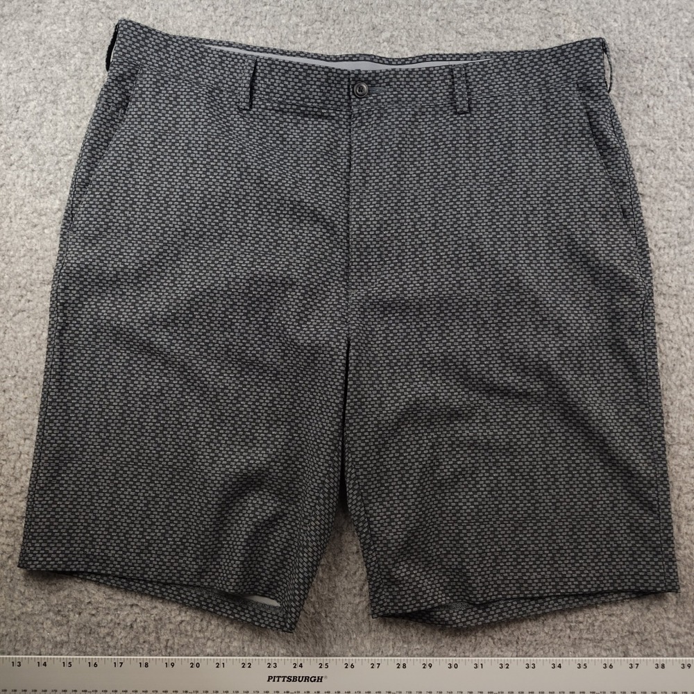 PGA Tour Shorts Mens 40 Black Grey Geometric Print Performance Golf EUC